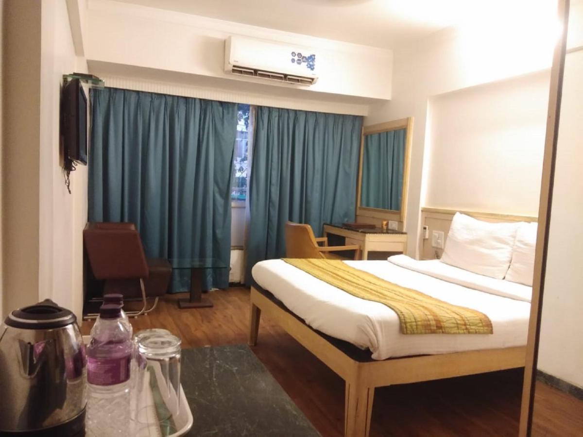 Yogi Metropolitan Hotel Navi Mumbai Exterior photo