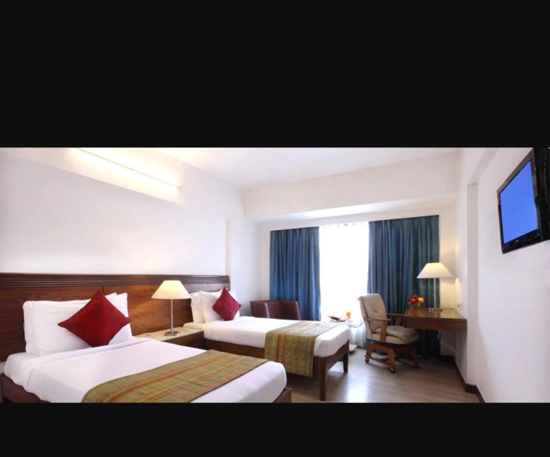 Yogi Metropolitan Hotel Navi Mumbai Exterior photo